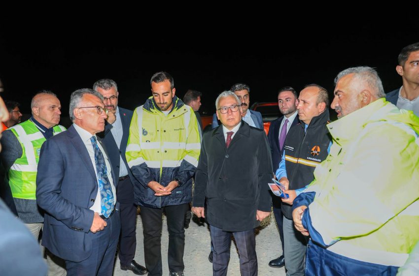  Geminbeli Tüneli’nde gece mesaisi