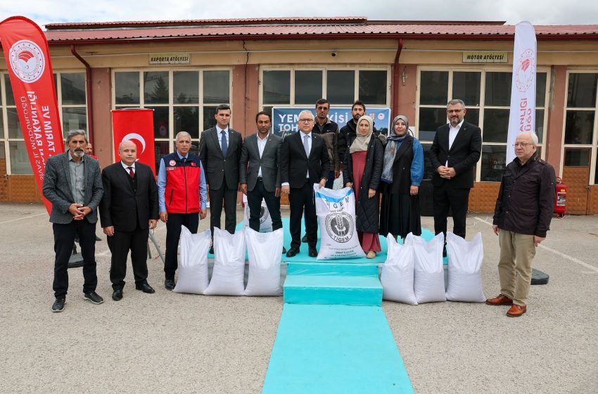  Çiftçilere yüzde 75 hibeli yem bitkisi tohumu